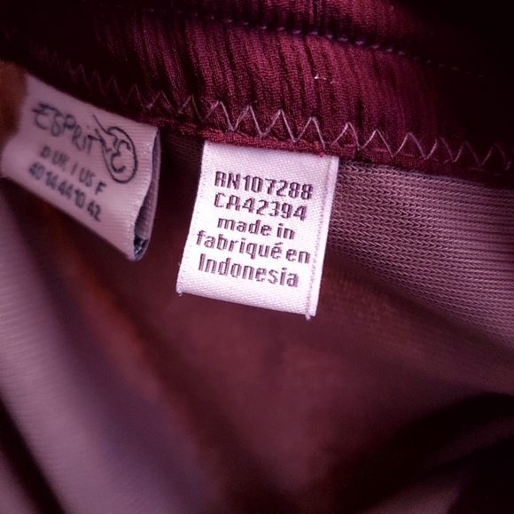 Esprit Dark Plum Paisley Patterned Skirt Size 10 - Picture 10 of 10